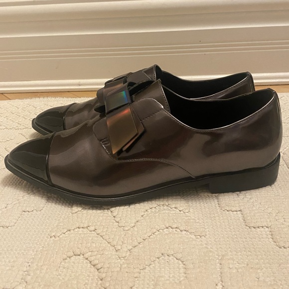 •SOLD• NWOT Aldo Patent Leather Oxford Loafers - Picture 3 of 10